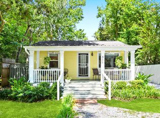 511 Ward Ave, Ocean Springs, MS 39564