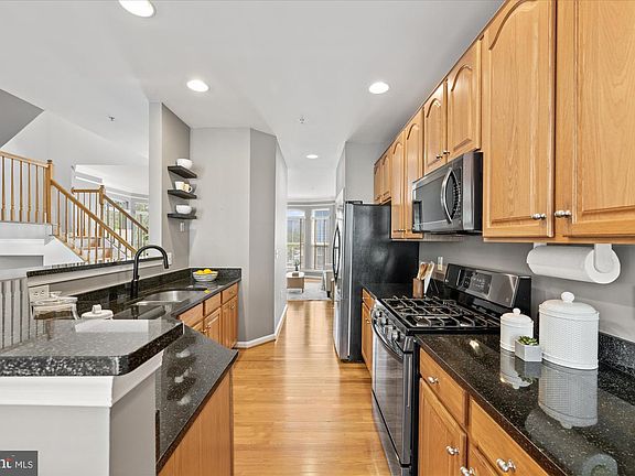 4th image of 5101 Gardner Dr
