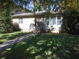 820 Bukolt Ave, Stevens Point, WI 54481