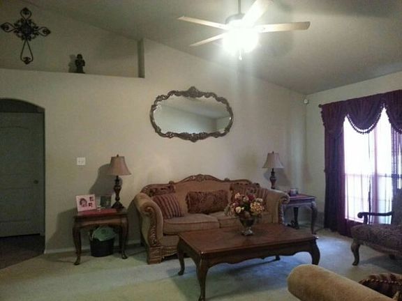 4th image of 1715 Twin Oaks Dr