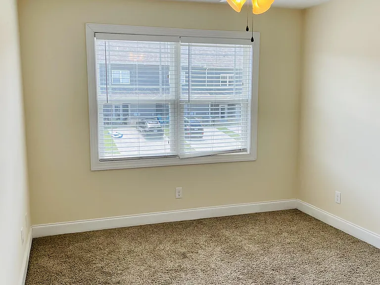 116 Capital St #1 — Photo 14