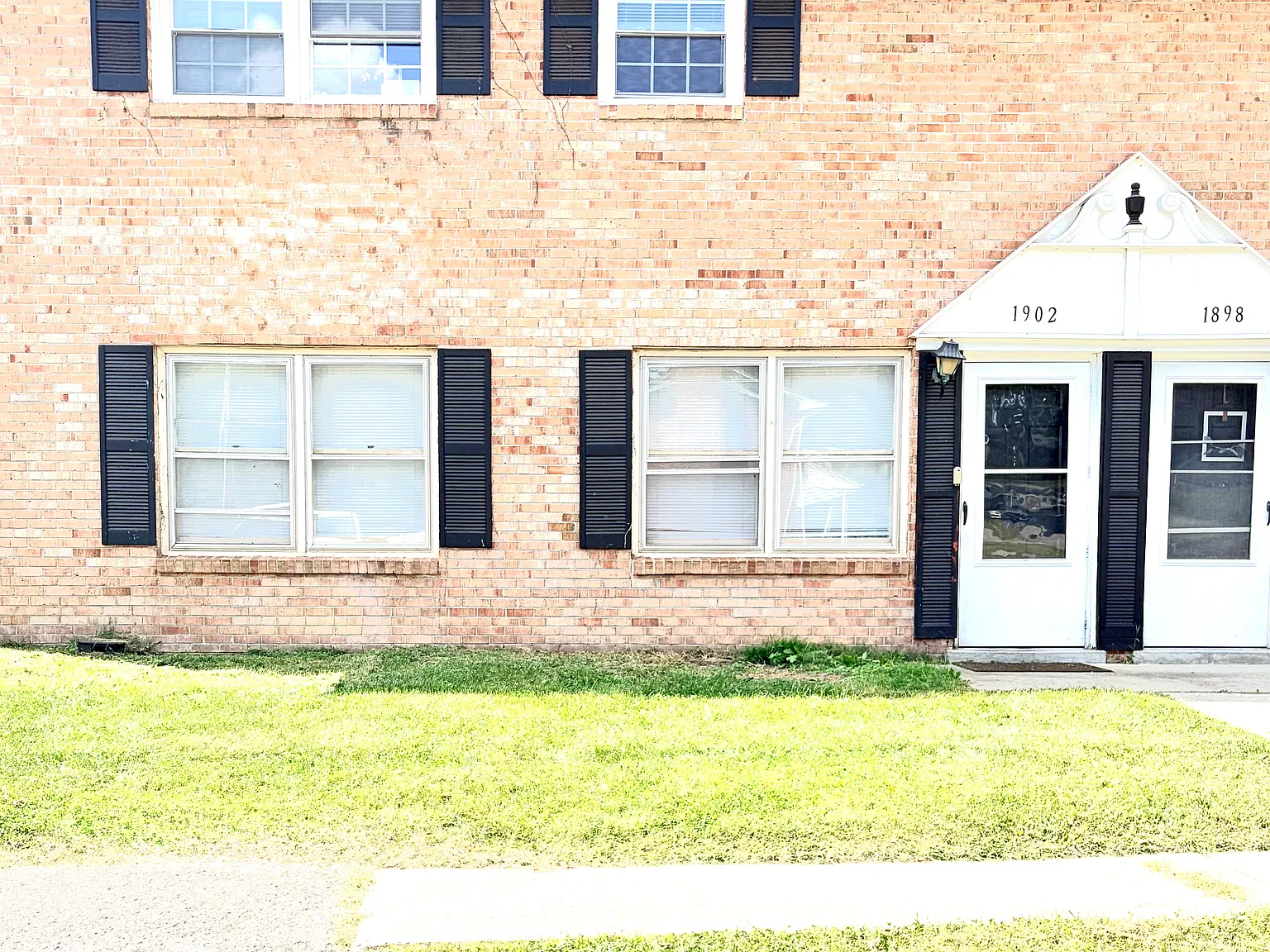 2 bed, 800 sqft, $900 — Photo 2