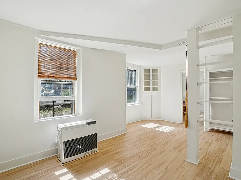 31A Oakwood St — Photo 4