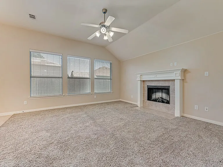 621 Tumbleweed Dr — Photo 12