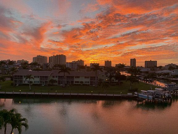 3rd image of 848 Collier Ct APT 403