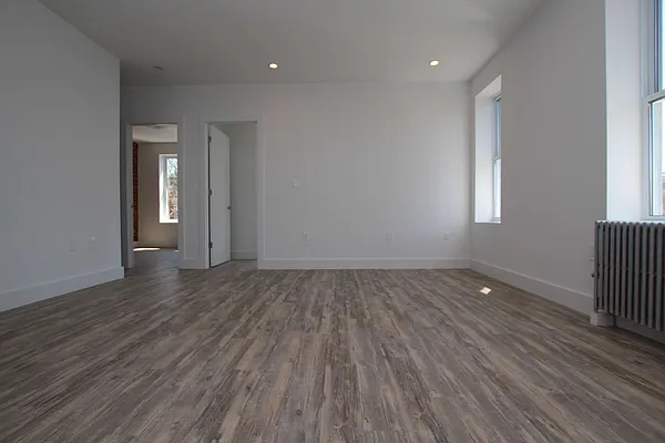 Rented by Nooklyn NYC LLC | media 8