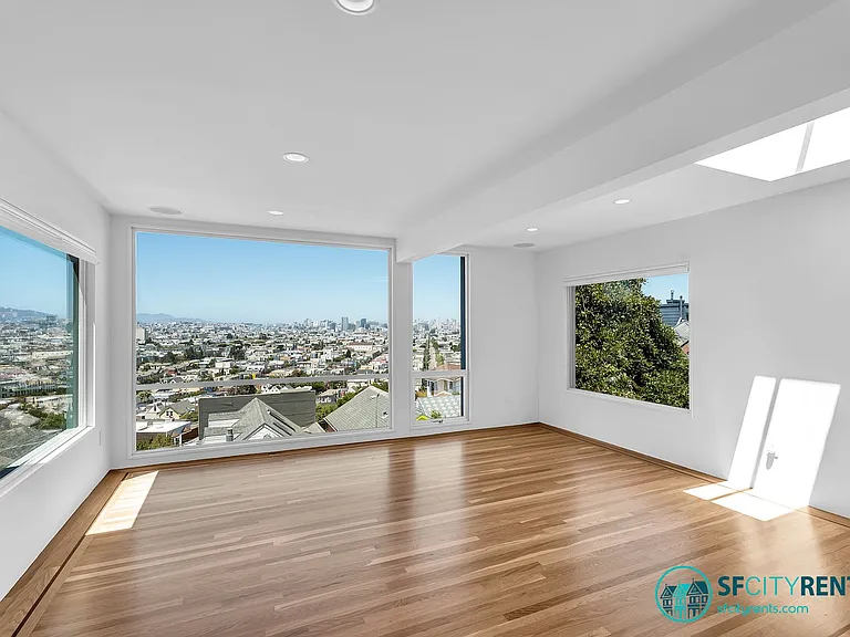 262 Rutledge St — Photo 2