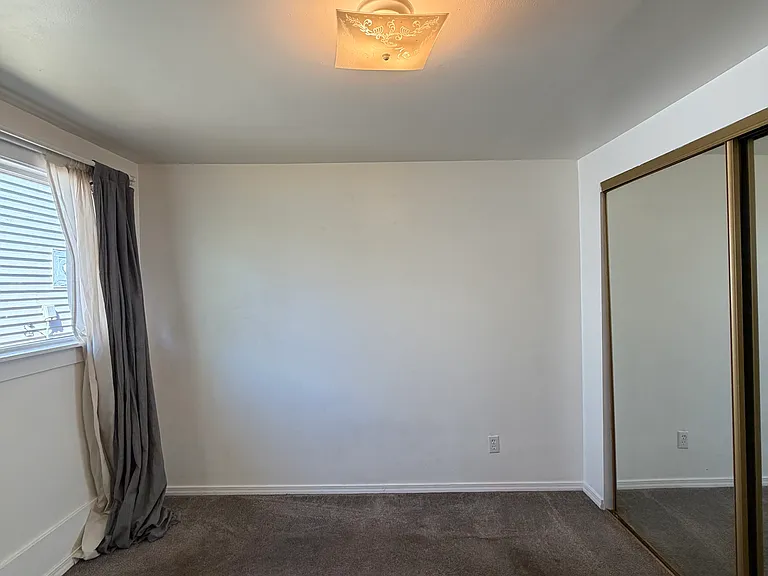3428 S 173rd St — Photo 13