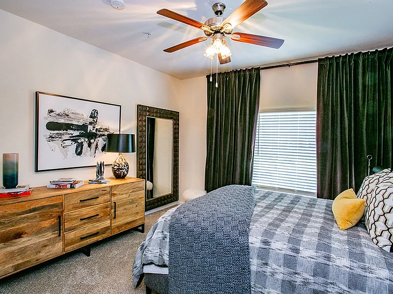 Bedrooms with Ceiling Fans