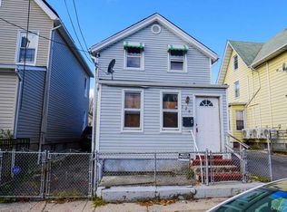 128 N 7th Avenue, Mount Vernon, NY 10550