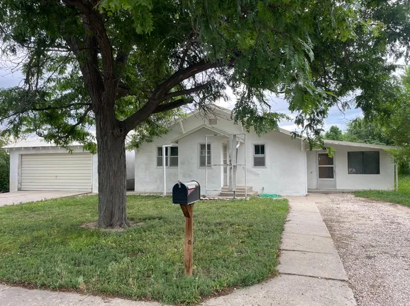 1608 13th St, Wheatland, WY 82201