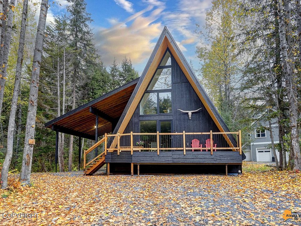 1st image of 186 Banff Cir