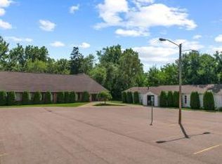 30025 Curtis Rd, Livonia, MI 48152