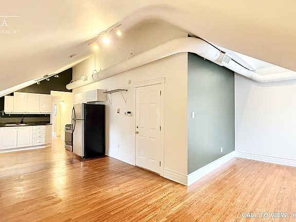 3rd image of 469 Palmerston Blvd #7