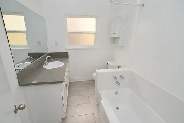 OCC - Palm View Apartments — Photo 16