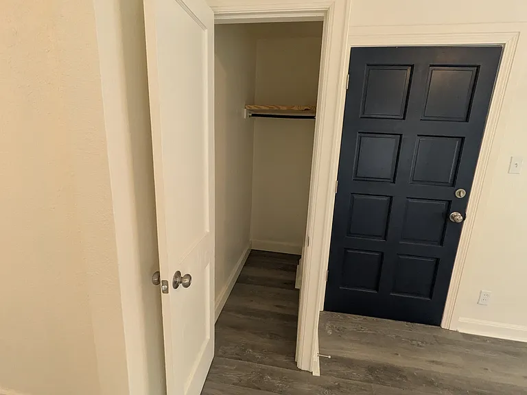 1733 SW Central Park Ave #1 — Photo 3