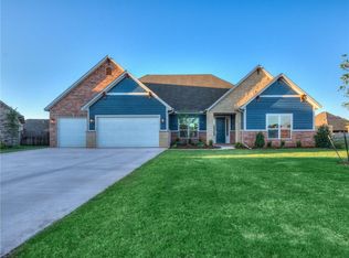 15901 Meadow Rue Ln, Edmond, OK 73013