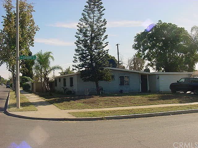 2nd image of 612 N Elderberry Ave