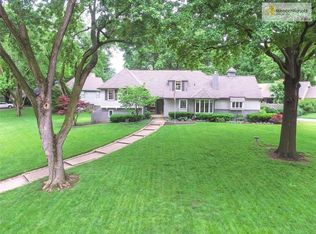 5202 W 80th Ter, Prairie Village, KS 66208