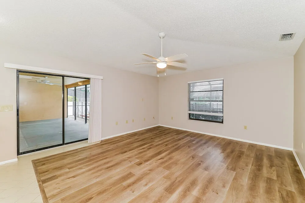 3 bed, 2.0 bath, 1745 sqft, $2,735 — Photo 3