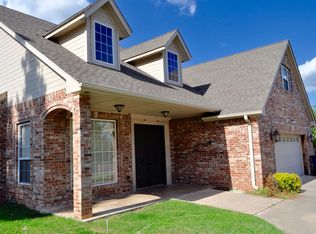 2213 Twin Dr, Duncan, OK 73533