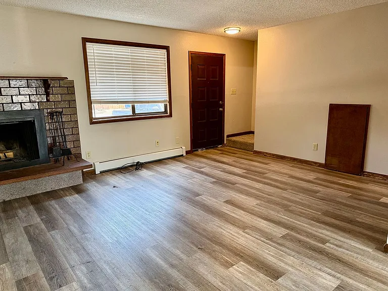 1624 Azalea Dr #2 — Photo 3