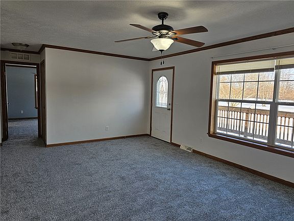 3rd image of 947 County Road 2100e