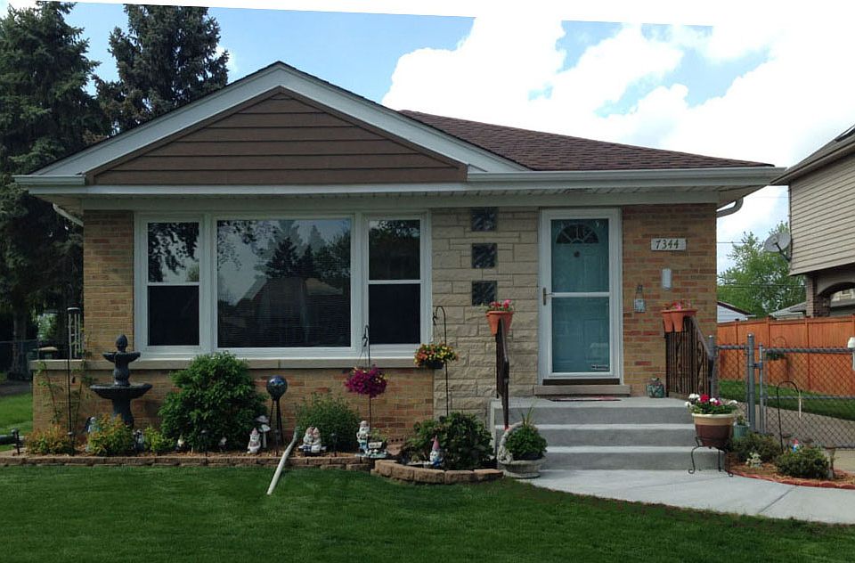 2nd image of 7344 W Greenleaf St