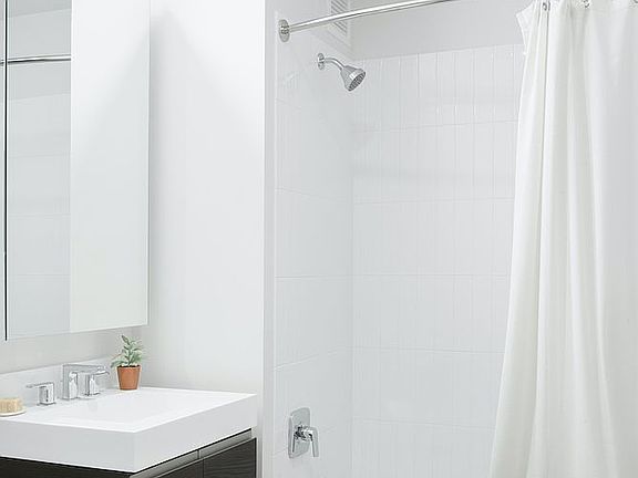 4th image of 28-10 Jackson Ave #5E