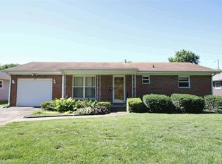 802 Amherst Dr, East Alton, IL