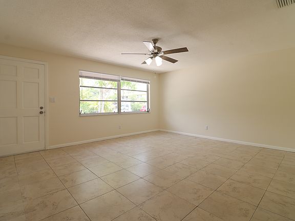 4th image of 1230 Amble Ln #1230