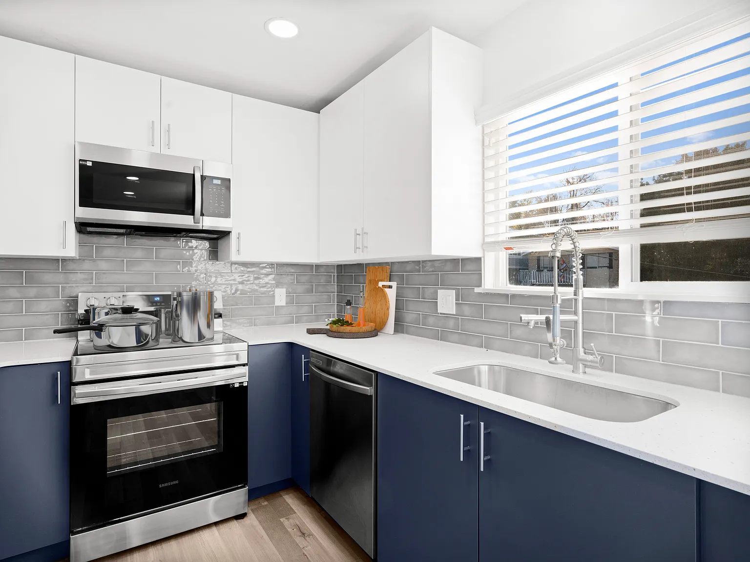 1 bed, 700 sqft, $1,425 — Photo 4
