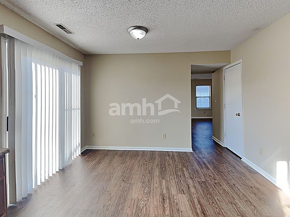 5th image of 7607 Scatter Woods Ln