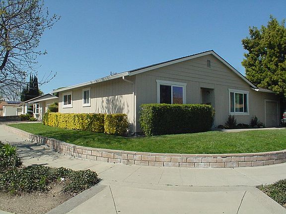2nd image of 737 Cahalan Ct