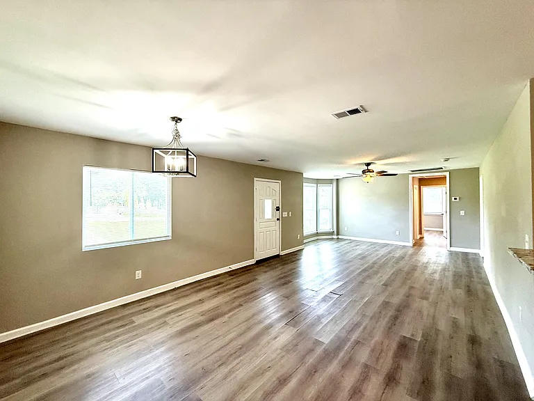 2618 Mashburn Rd — Photo 8