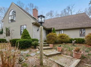 4 Locust Ln, East Sandwich, MA 02537
