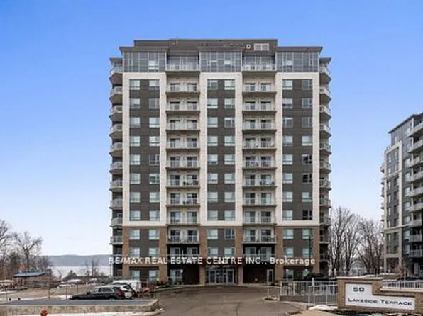 56 Lakeside Ter, Barrie, ON