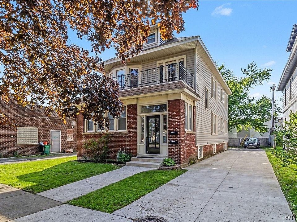 1st image of 8 Heussy Ave
