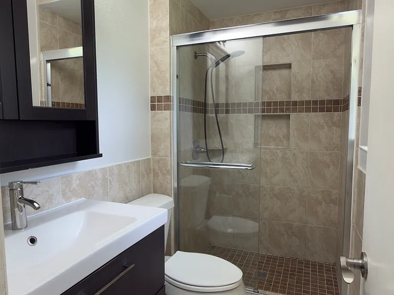 4613 Danville Dr — Photo 7