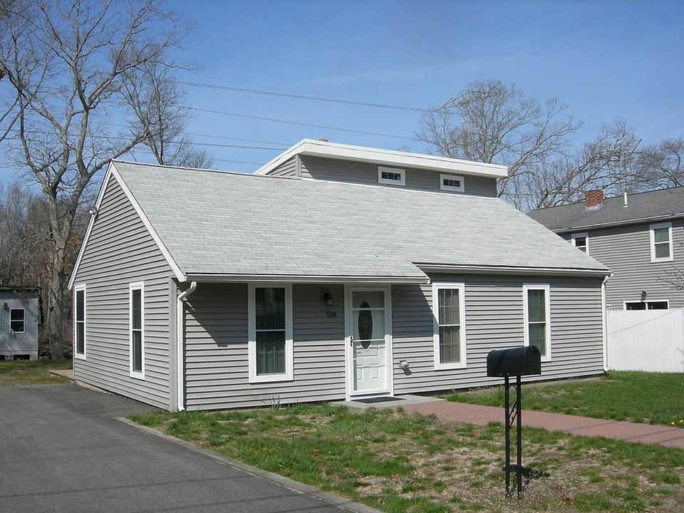 1st image of 134 Stoughton St