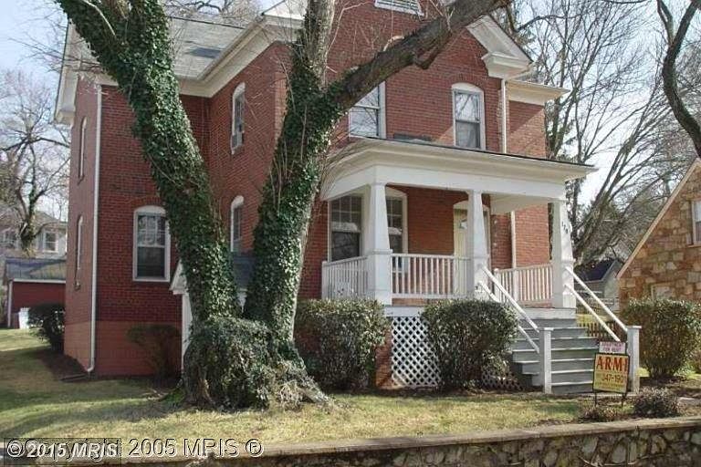 1st image of 179 Sycamore St