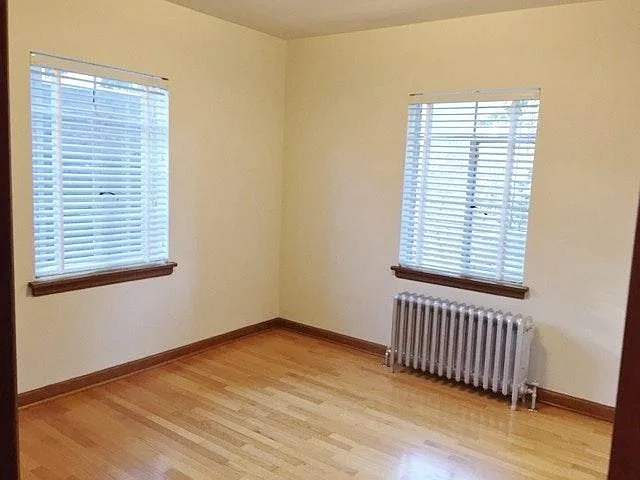 Back bedroom.
