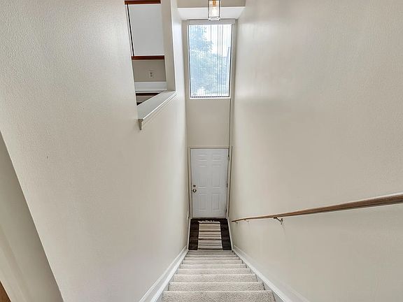2nd image of 42794 Lilley Pointe Dr #42794