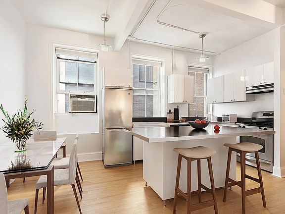 5th image of 100 Chambers St APT 4
