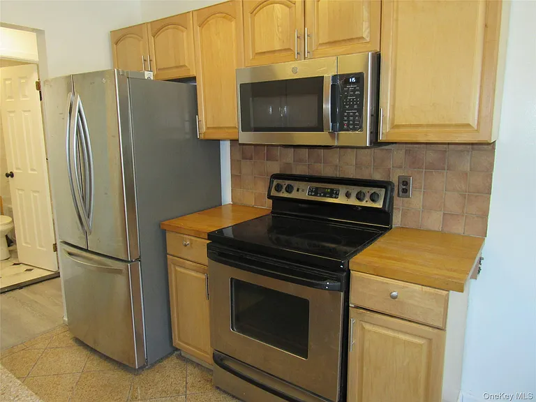 7 N James St #I — Photo 6