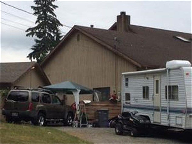2nd image of 1900 Magnolia Rd
