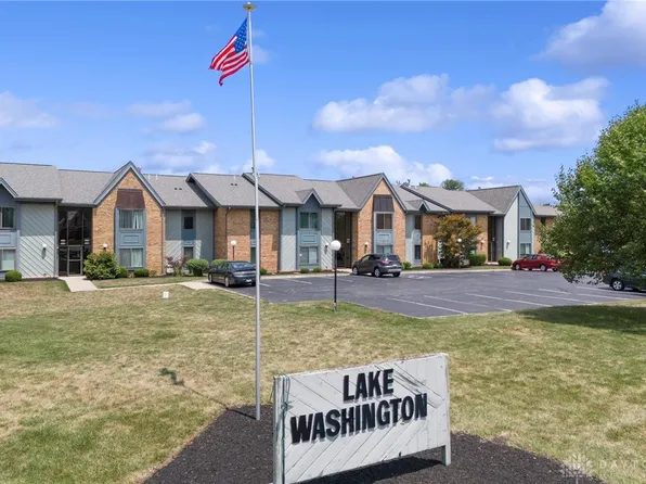 1953 Washington South Dr, Dayton, OH 45458
