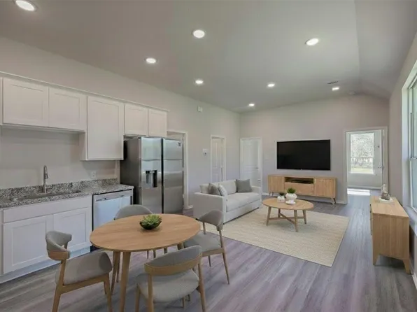 11632 Vistawood St, Willis, TX 77318