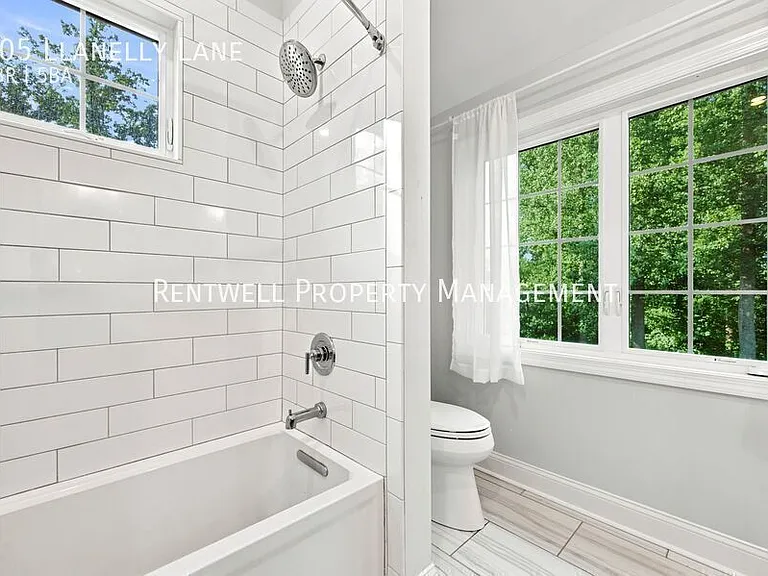 805 Llanelly Ln — Photo 27