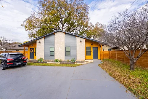 5702 Tracy Lynn Ln #B Photo 1